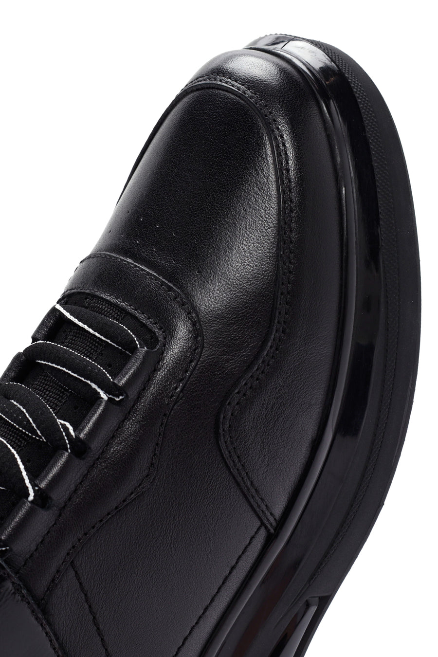 Men's Black Lace-up Leather Sneaker