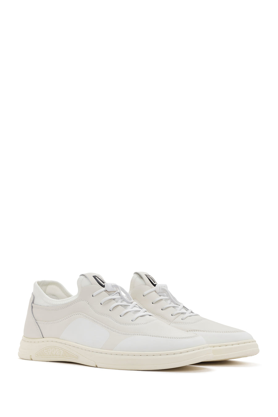 Men's White Lace-up Leather Sneaker