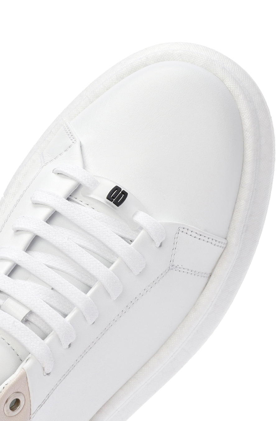 Men's White Lace-up Leather Sneaker