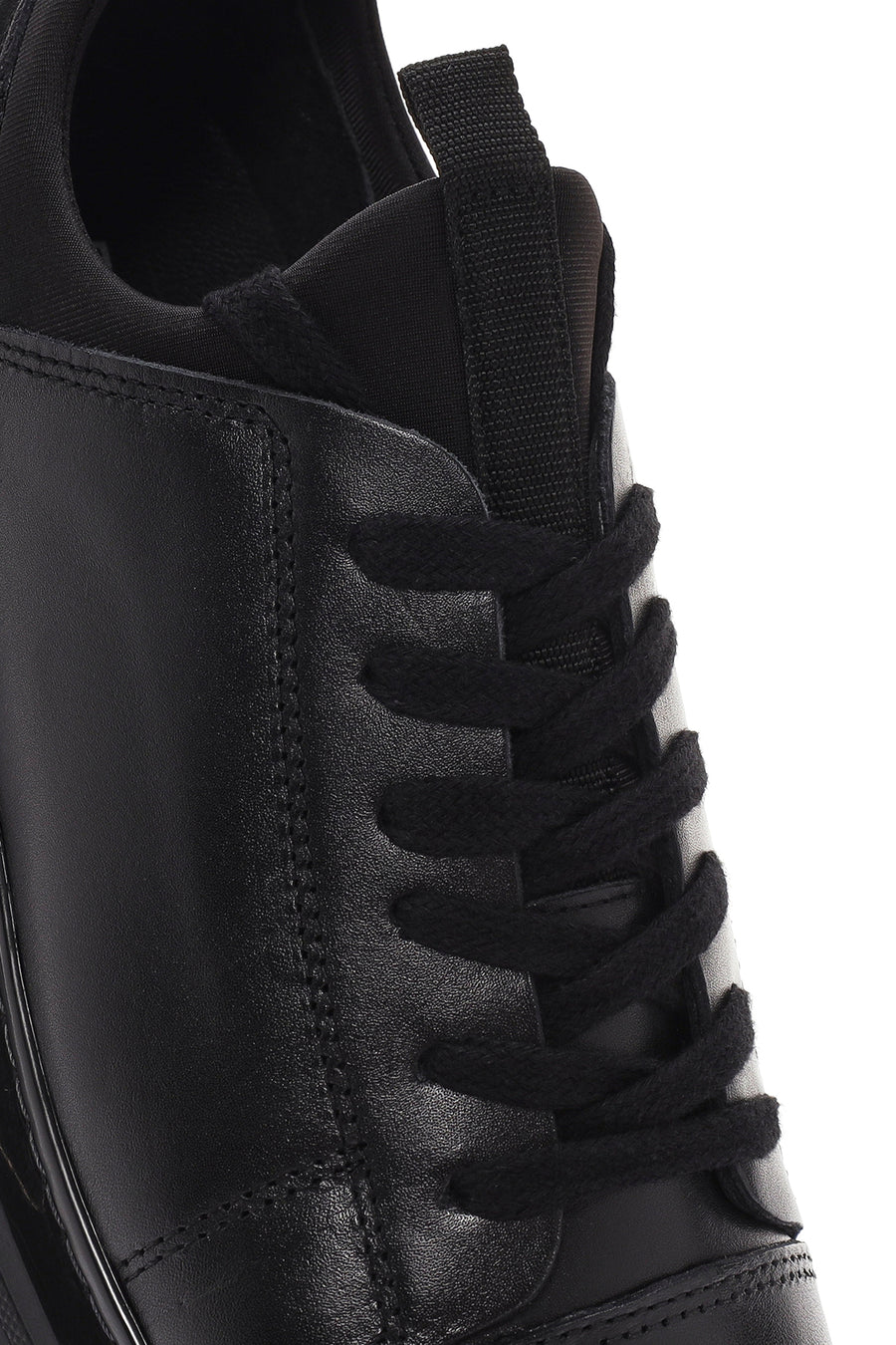 Men's Black Lace-up Leather Sneaker
