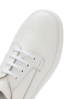Men's White Lace-up Thick-Sole Leather Sneaker | Derimod