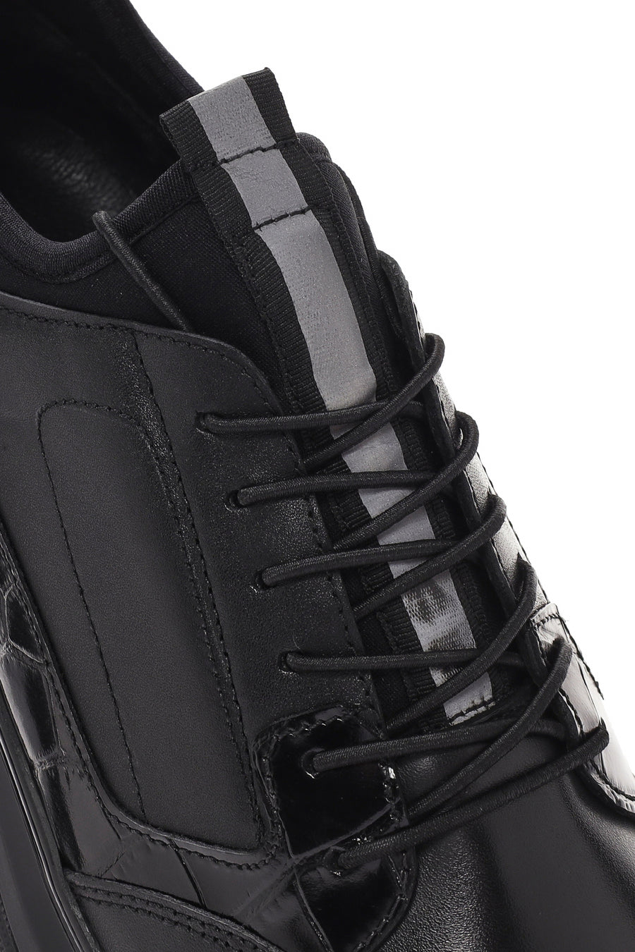 Erkek Siyah Bağcıklı Deri Casual Sneaker