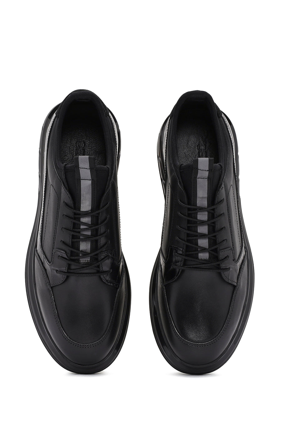Erkek Siyah Bağcıklı Deri Casual Sneaker