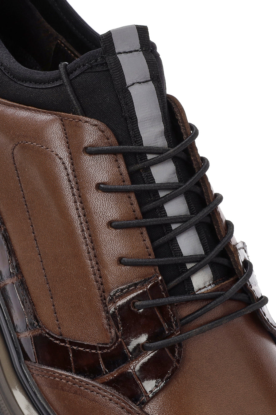 Men's Brown Lace-Up Leather Casual Sneaker