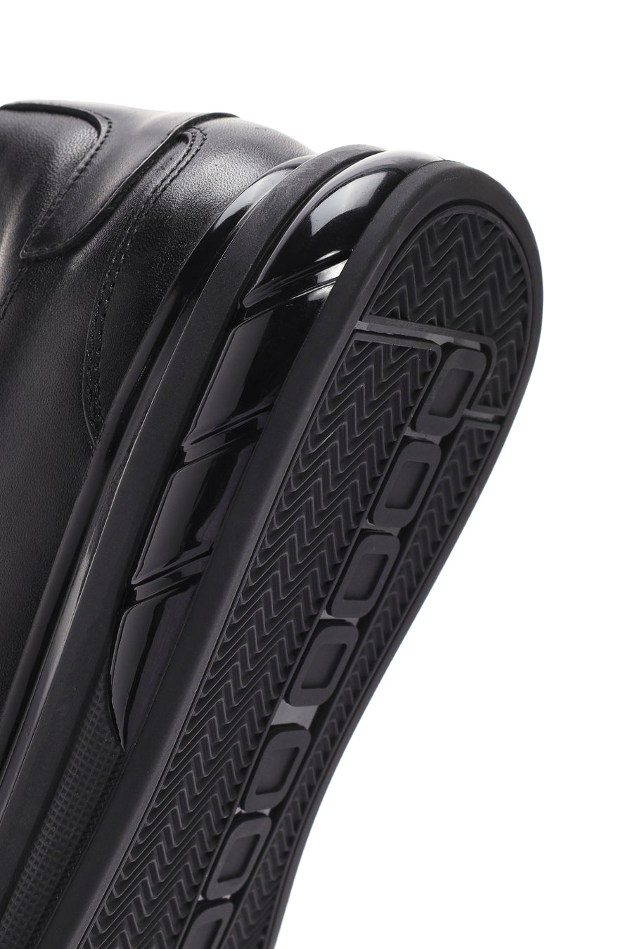 Men's Black Lace-up Leather Sneaker
