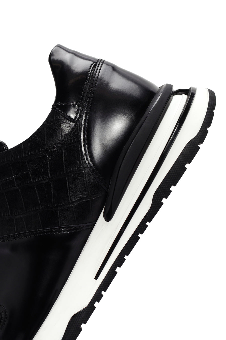 Men's Black Crocodile Patterned Lace Up Thick Soled Leather Sneaker