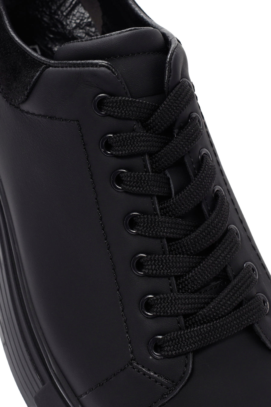 Erkek Siyah Bağcıklı Kalın Tabanlı Deri Sneaker