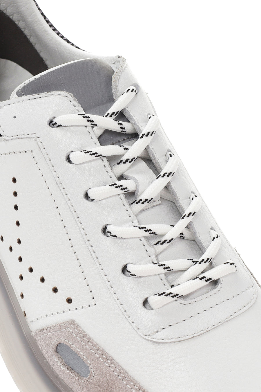 Men's White Lace-up Leather Sneaker