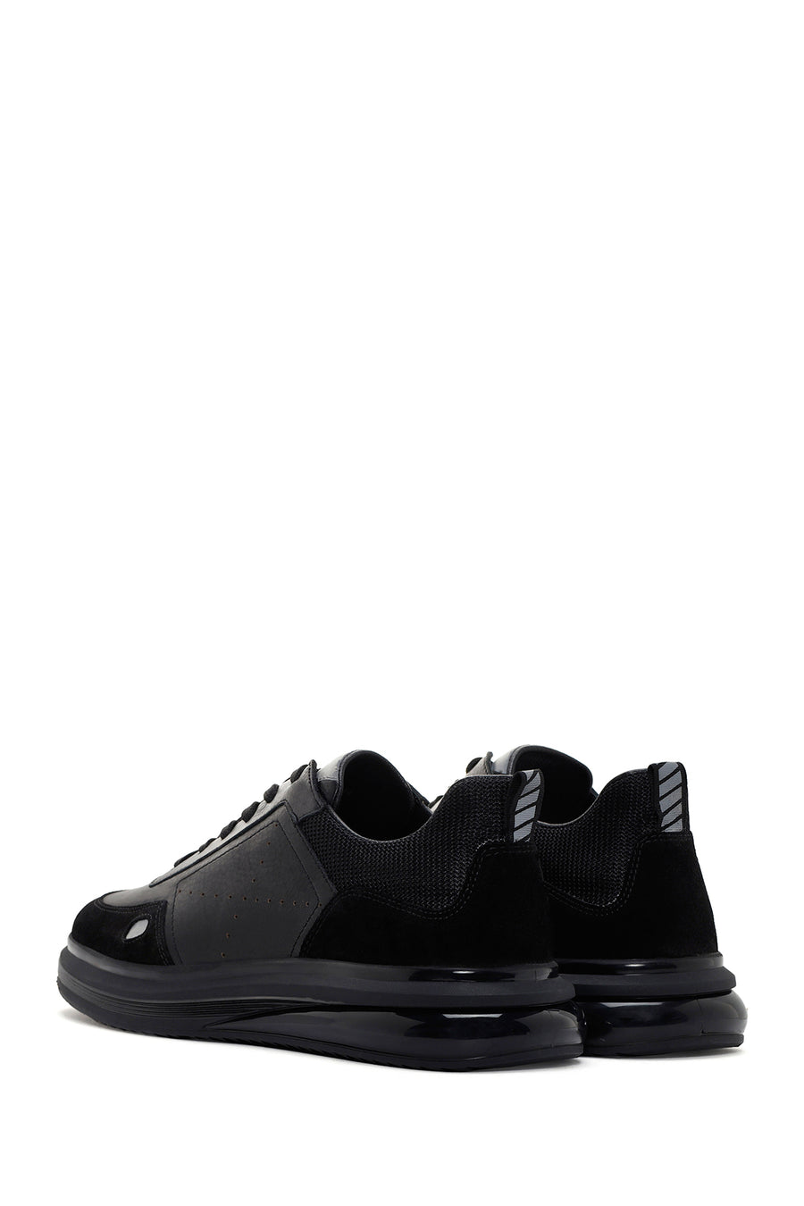 Men's Black Lace-up Leather Sneaker