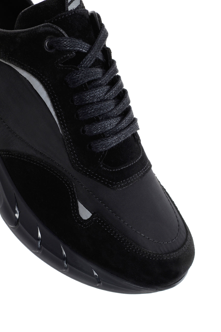 Erkek Siyah Bağcıklı Kalın Tabanlı Deri Sneaker