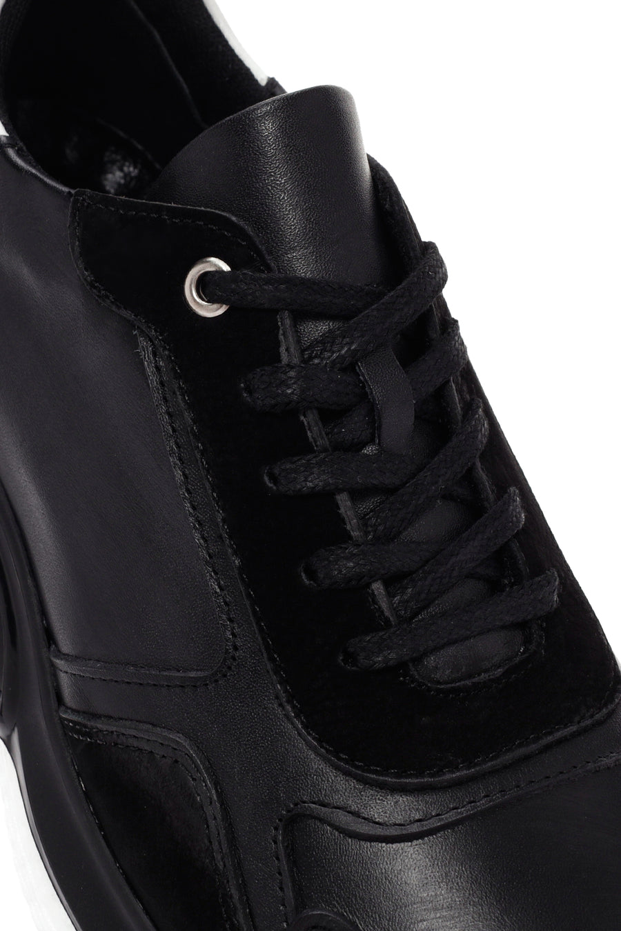 Erkek Siyah Bağcıklı Deri Casual Sneaker