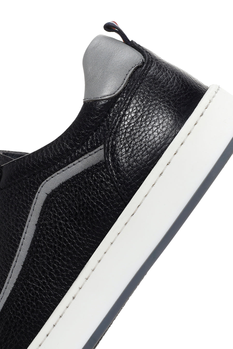 Men's Black Lace-up Leather Sneaker