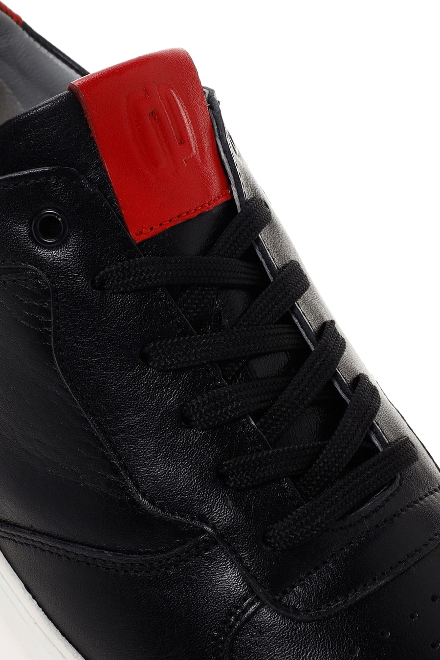 Erkek Siyah Kalın Tabanlı Bağcıklı Deri Sneaker