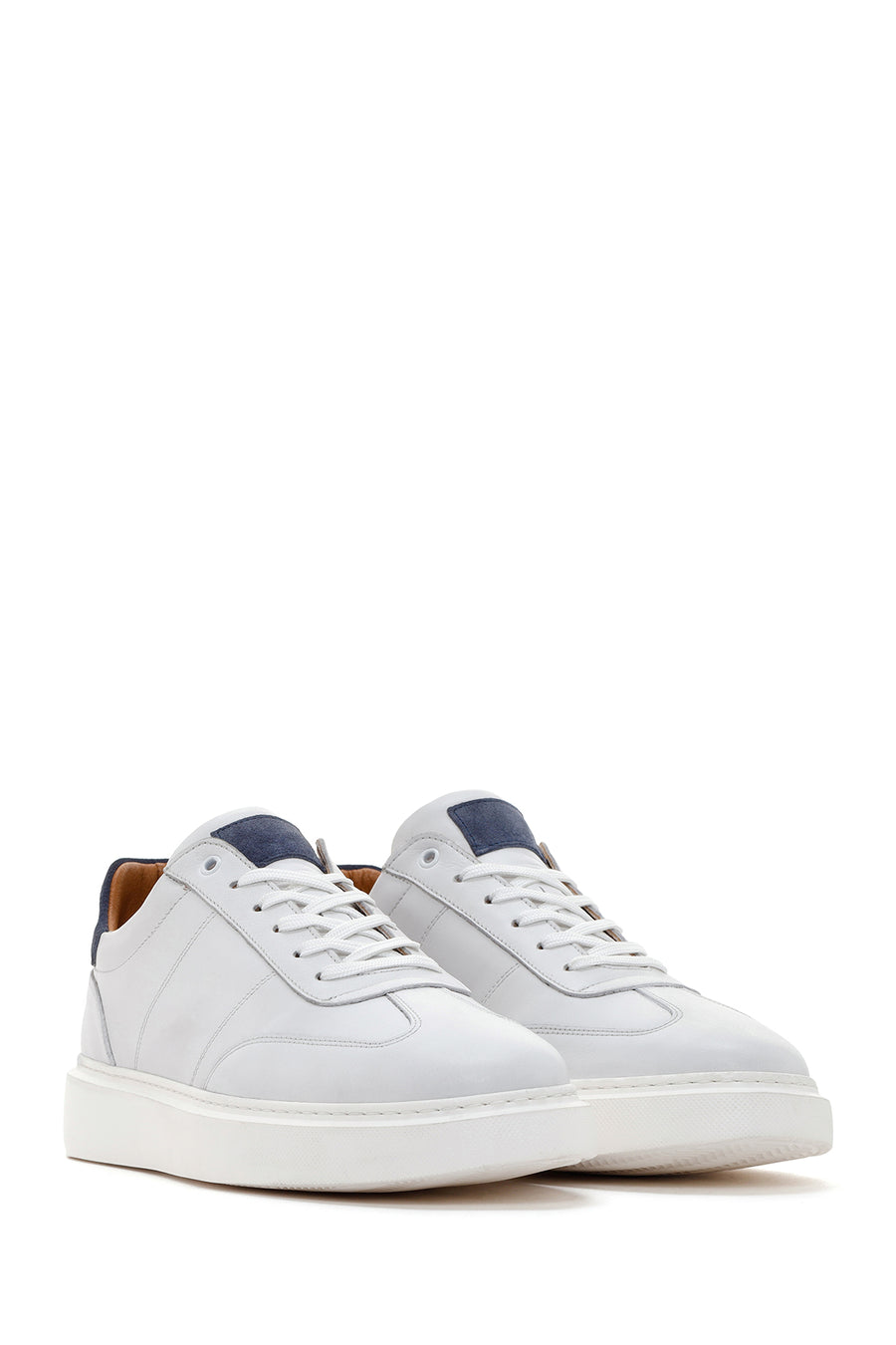Men's White Lace-up Leather Sneaker