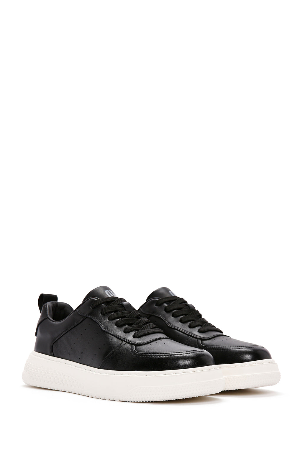 Erkek Siyah Bağcıklı Kalın Tabanlı Deri Sneaker