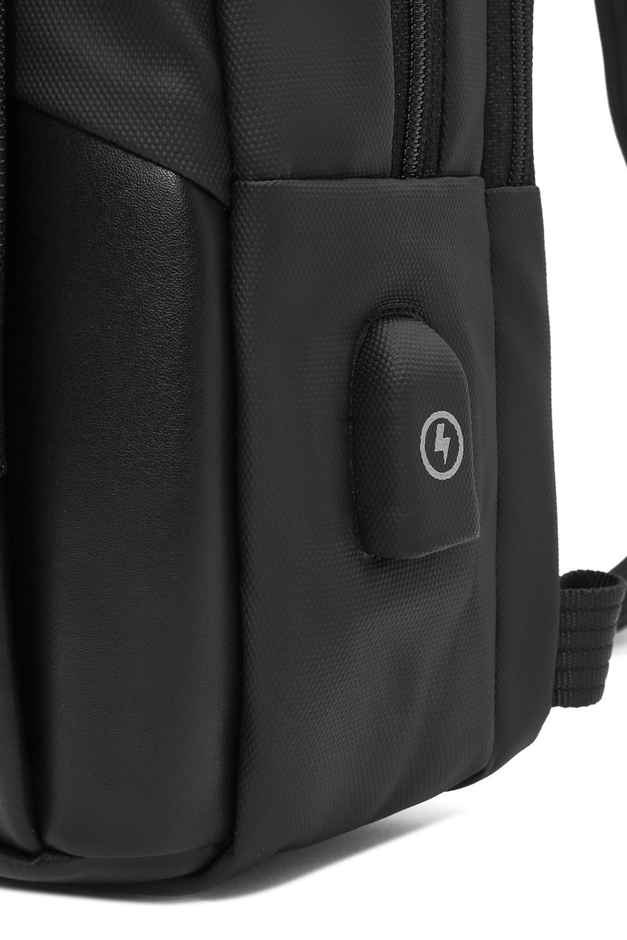 D-Pack Men's Black Tech Backpack