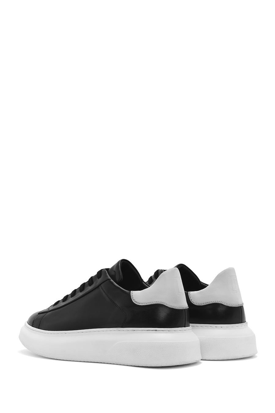Erkek Siyah Bağcıklı Kalın Tabanlı Deri Sneaker