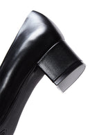 Derimod Gritti Kadın Siyah Kısa Kalın Topuklu Deri Ayakkabı | Derimod