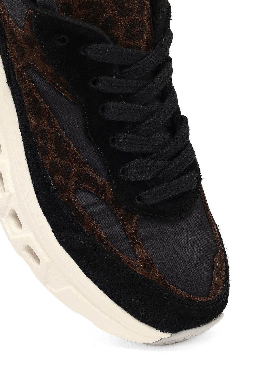 Kadın Siyah Bağcıklı Kalın Tabanlı Deri Sneaker