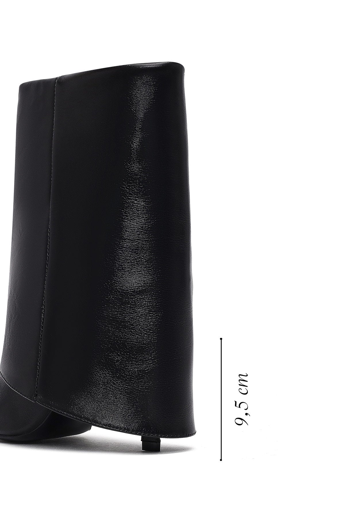 Kadın Siyah İnce Topuklu Deri Bot