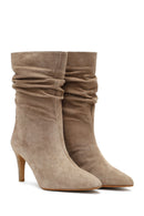 Kadın Bej İnce Topuklu Süet Deri Bot | Derimod