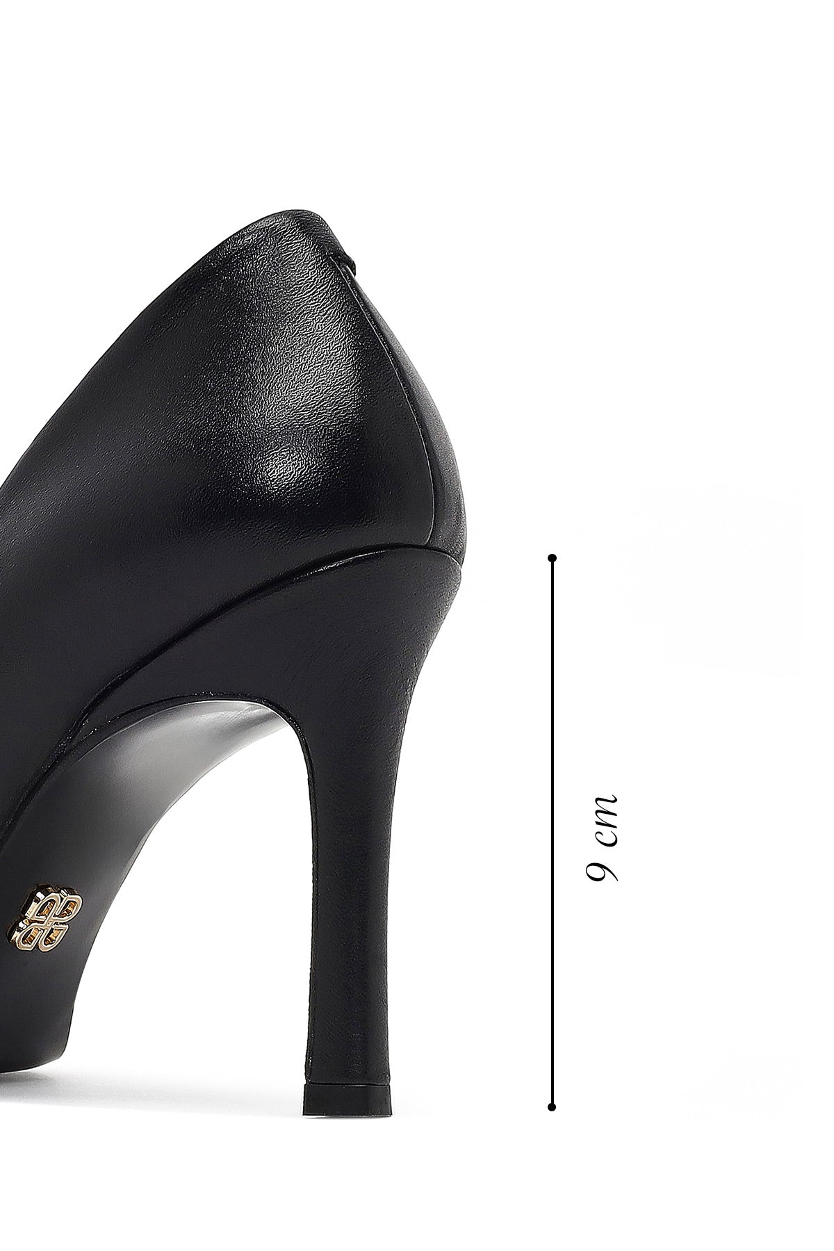 Kadın Siyah İnce Topuklu Deri Stiletto