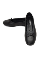 Kadın Siyah Fiyonklu Deri Babet | Derimod