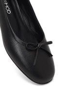 Kadın Siyah Fiyonklu Deri Babet | Derimod