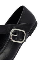 Kadın Siyah Tokalı Deri Babet | Derimod