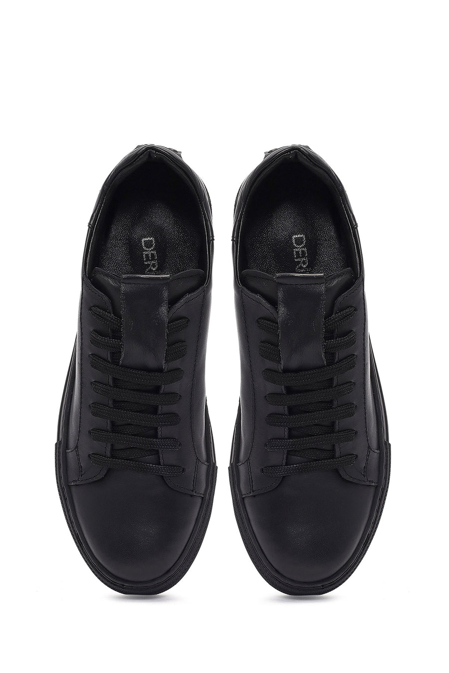 Kadın Siyah Bağcıklı Deri Sneaker