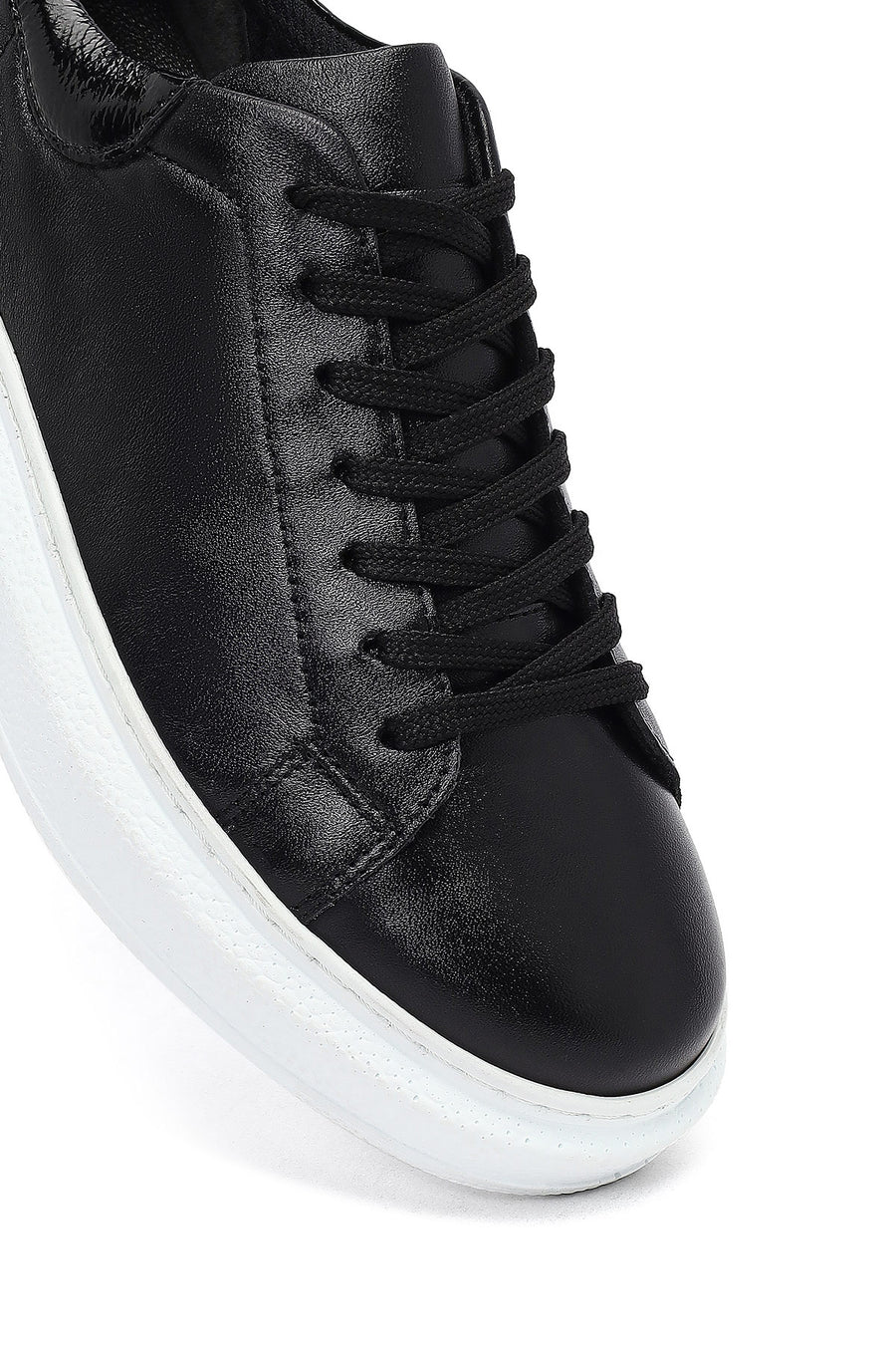 Kadın Siyah Bağcıklı Kalın Taban Deri Sneaker