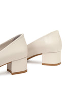 Derimod Flex Kadın Bej Kısa Kalın Topuklu Deri Ayakkabı | Derimod