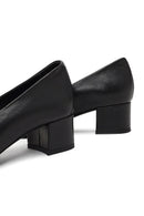 Derimod Flex Kadın Siyah Kısa Kalın Topuklu Deri Ayakkabı | Derimod