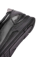 Kadın Siyah Bağcıklı Kalın Tabanlı Deri Sneaker | Derimod