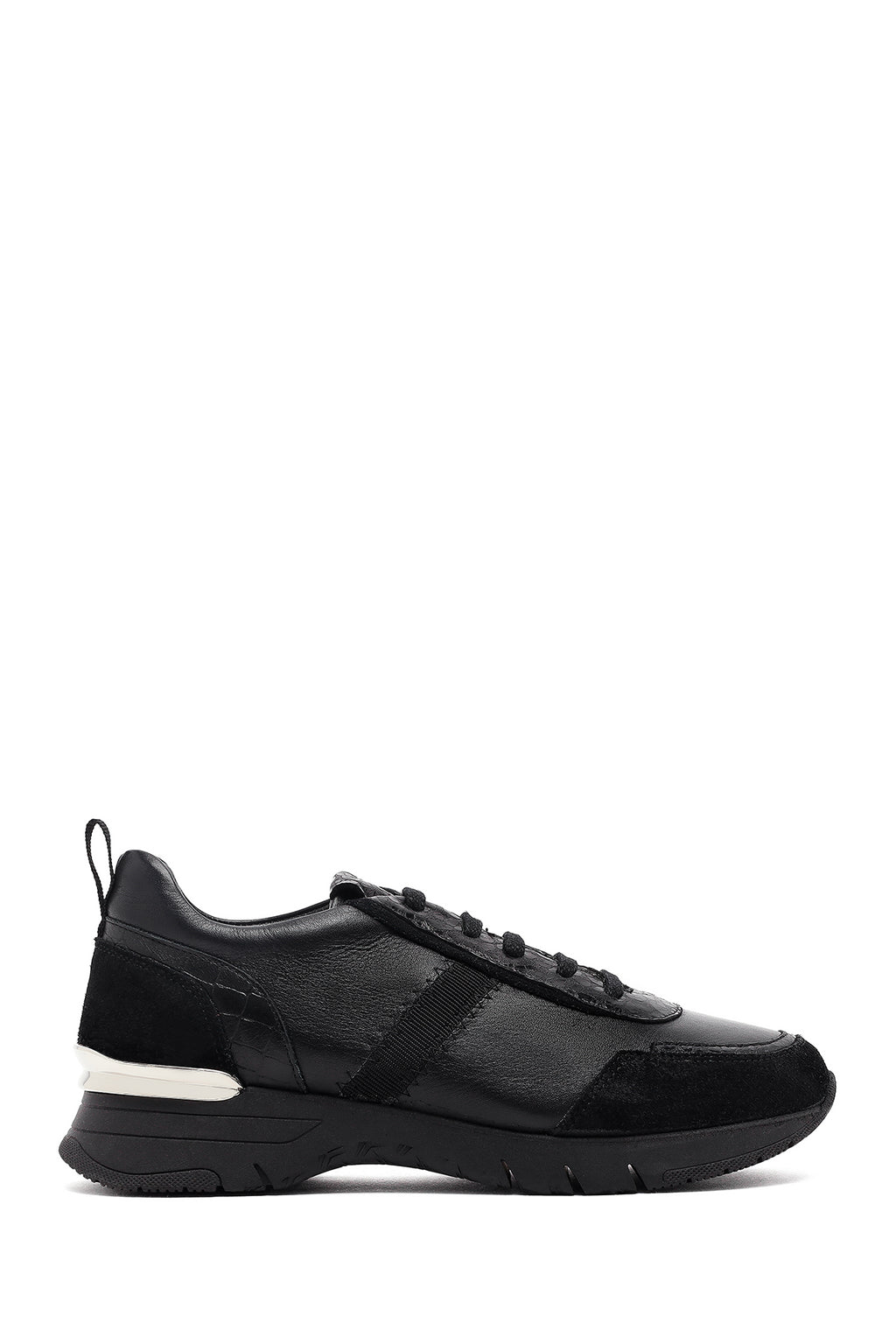 Kadın Siyah Bağcıklı Kalın Tabanlı Deri Sneaker