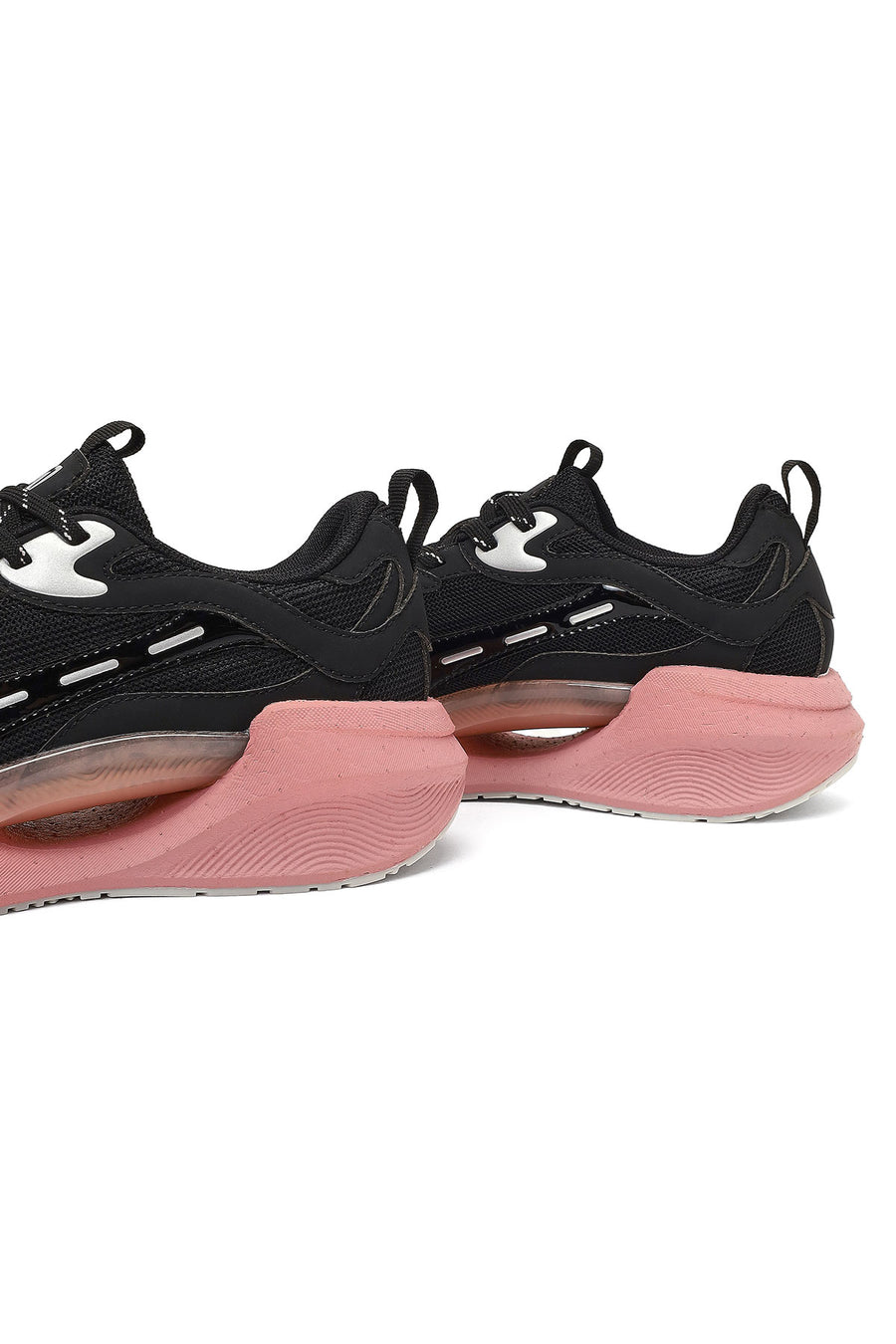 Derimod Studio Kadın Siyah Bağcıklı Kalın Tabanlı Sneaker