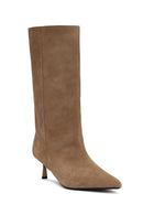 Kadın Bej İnce Topuklu Süet Deri Çizme | Derimod