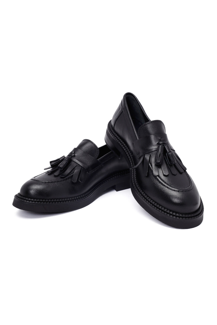 Kadın Siyah Püsküllü Deri Maskülen Loafer