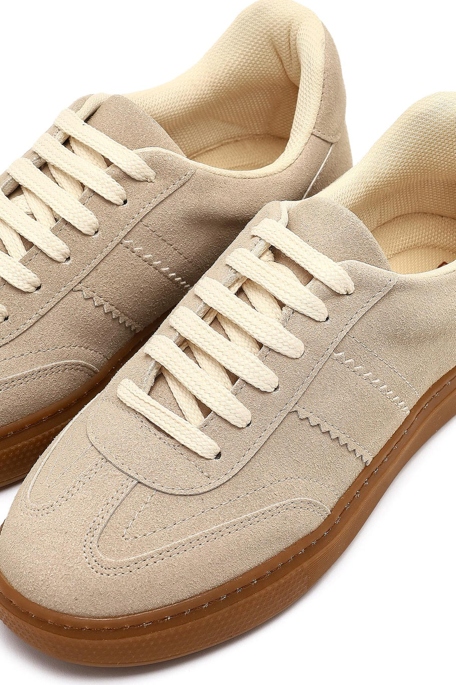 Kadın Bej Bağcıklı Kalın Tabanlı Süet Sneaker