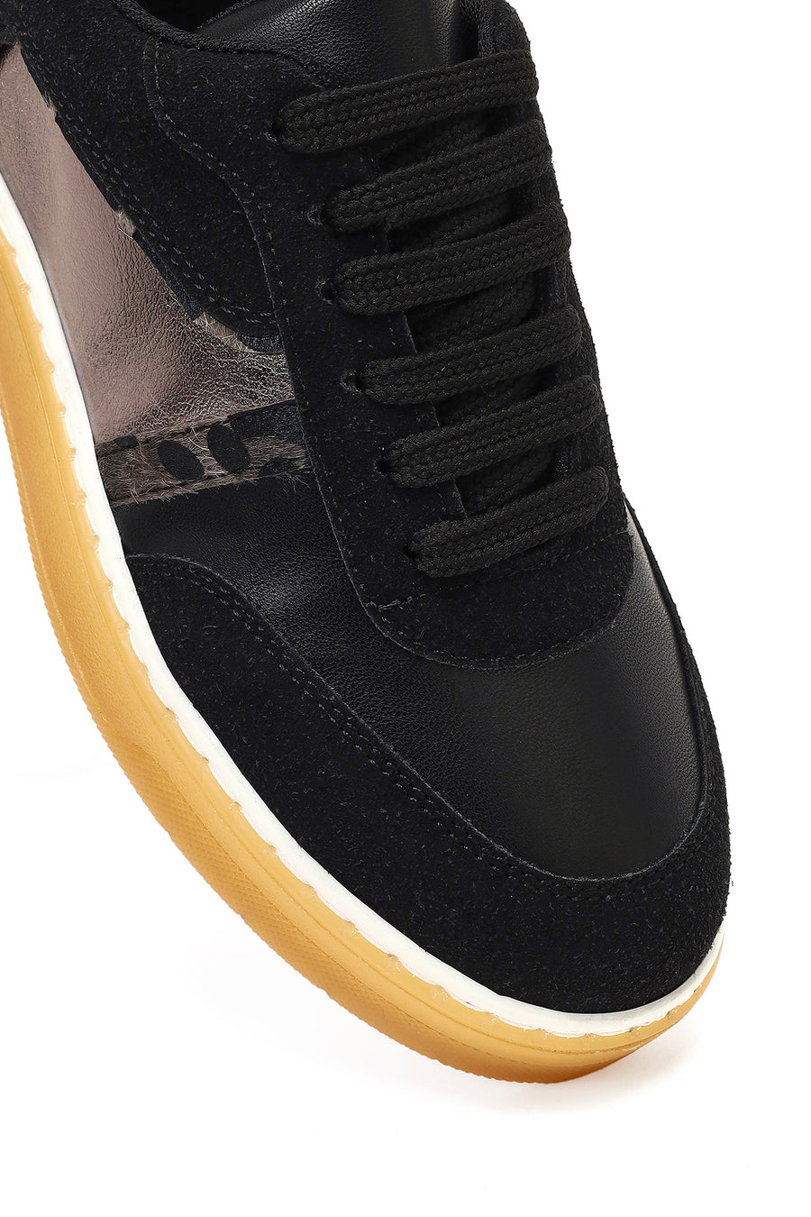 Kadın Siyah Bağcıklı Kalın Tabanlı Desenli Sneaker