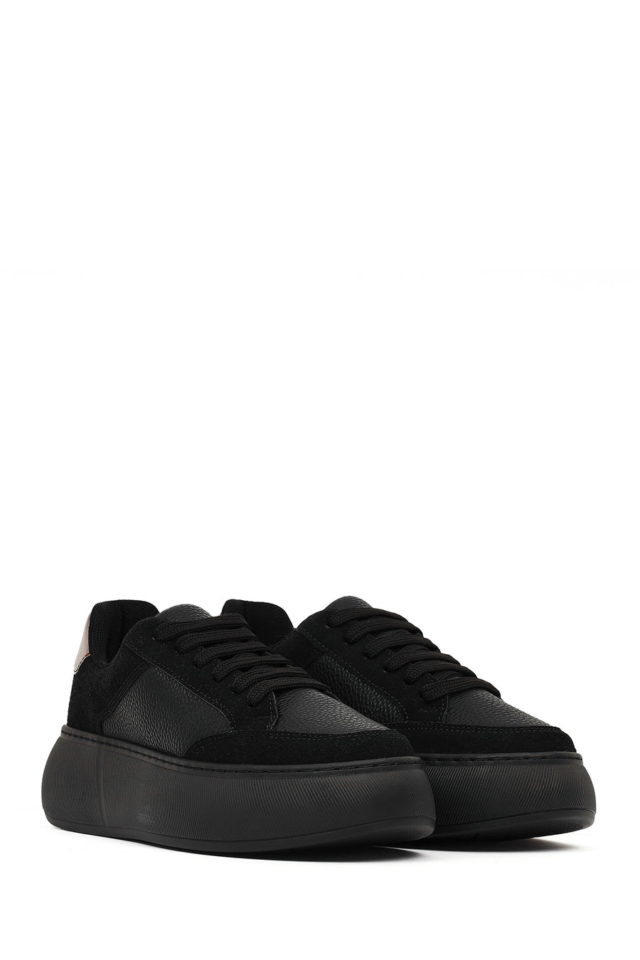 Kadın Siyah Bağcıklı Kalın Tabanlı Sneaker