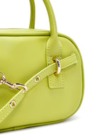 Kadın Yeşil Uzun Askılı Aksesuarlı Mini Kol Çantası | Derimod