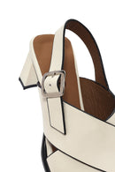 Kadın Krem Bilekten Tokalı Kalın Topuklu Deri Sandalet | Derimod