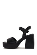 Kadın Siyah Bilekten Tokalı Platform Kalın Yüksek Kalın Topuklu Deri Sandalet | Derimod