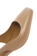 Kadın Bej Arkası Açık Kısa Kalın Topuklu Deri Ayakkabı | Derimod