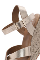 Kadın Altın Bilekten Tokalı Dolgu Topuklu Metalik Deri Espadril Sandalet | Derimod