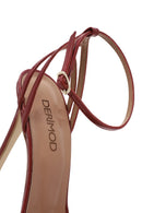 Kadın Kırmızı Bilekten Bağlamalı İnce Yüksek Topuklu Rugan Deri Sandalet | Derimod