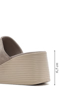 Kadın Gri Dolgu Topuklu Süet Deri Terlik | Derimod