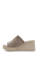 Kadın Gri Dolgu Topuklu Süet Deri Terlik | Derimod