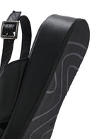 Kadın Siyah Bilekten Tokalı Kalın Tabanlı Deri Sandalet | Derimod